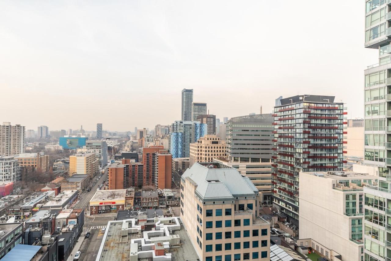 טורונטו Luxury 2 Bedroom In The Heart Of Entertainment District W/ Cn Tower View מראה חיצוני תמונה