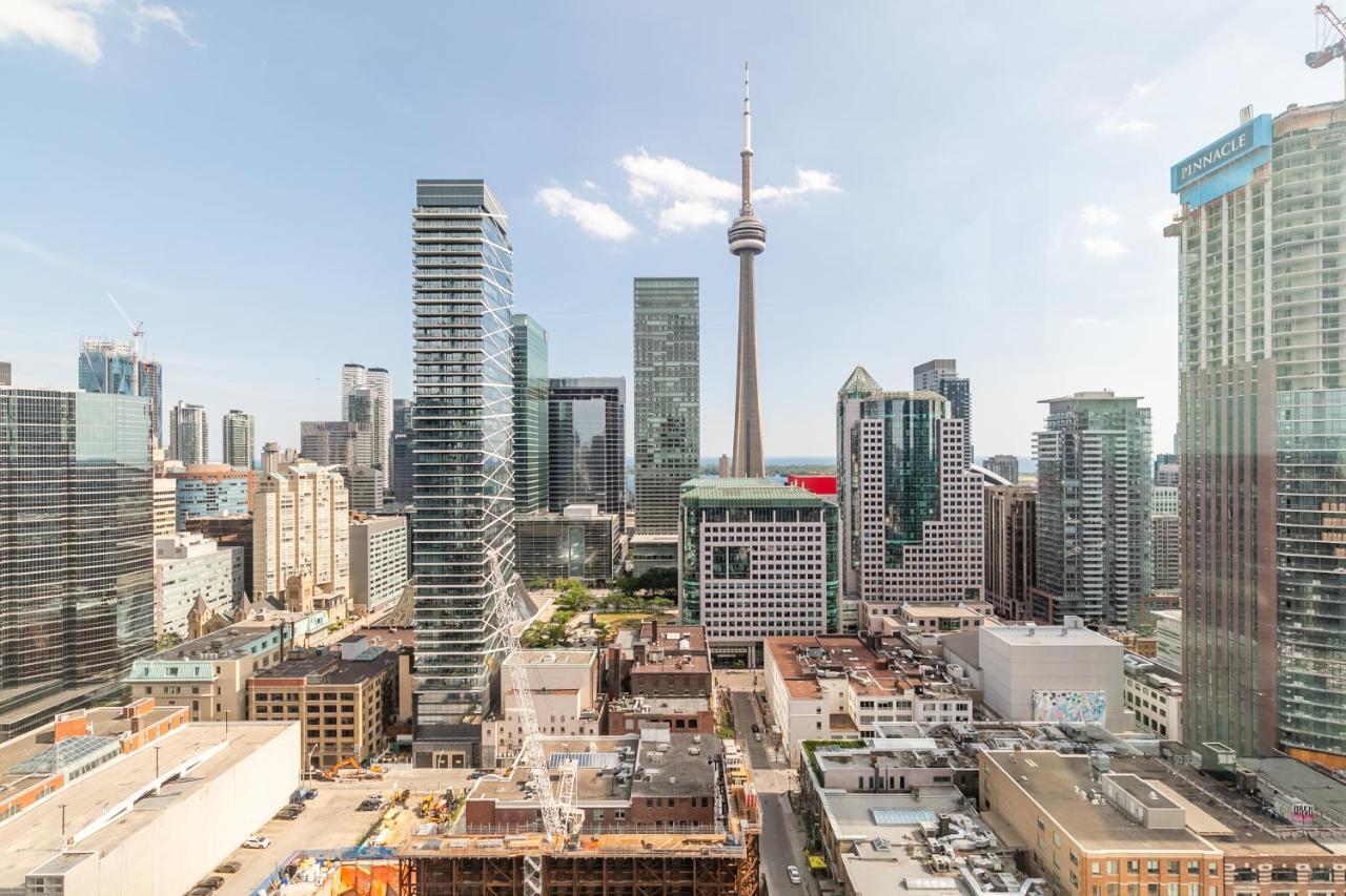 טורונטו Luxury 2 Bedroom In The Heart Of Entertainment District W/ Cn Tower View מראה חיצוני תמונה