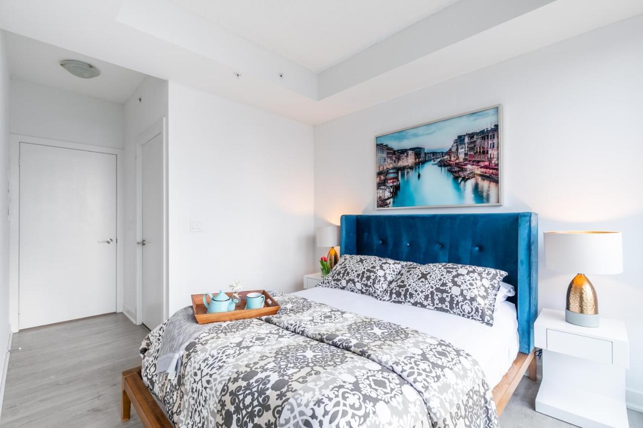 טורונטו Luxury 2 Bedroom In The Heart Of Entertainment District W/ Cn Tower View מראה חיצוני תמונה