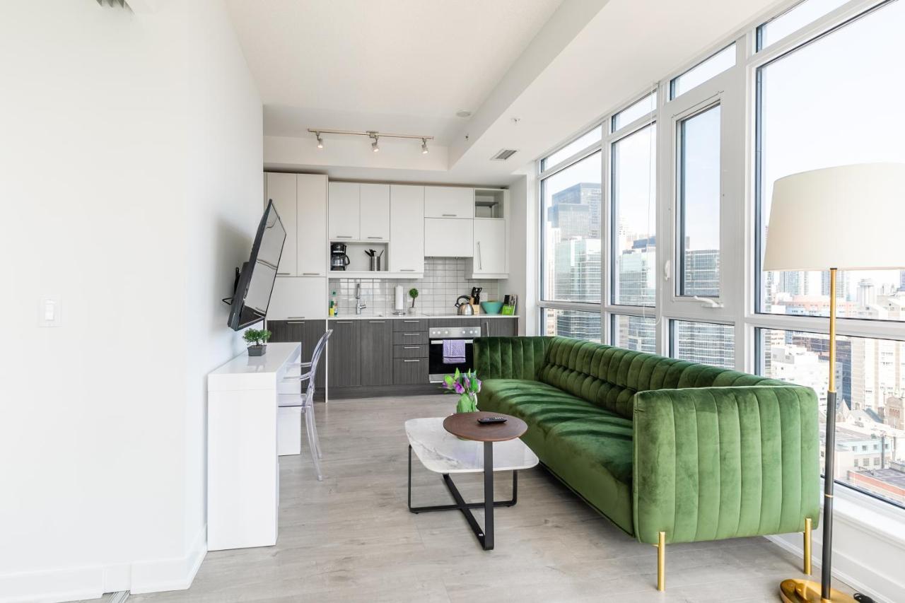 טורונטו Luxury 2 Bedroom In The Heart Of Entertainment District W/ Cn Tower View מראה חיצוני תמונה