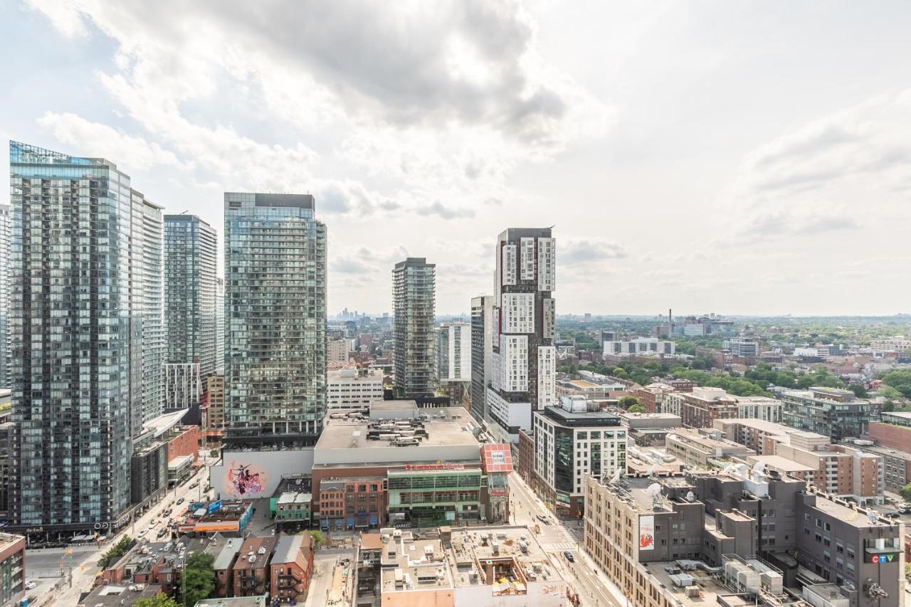 טורונטו Luxury 2 Bedroom In The Heart Of Entertainment District W/ Cn Tower View מראה חיצוני תמונה